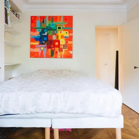 Lovely One Bedroom For 2 Paris